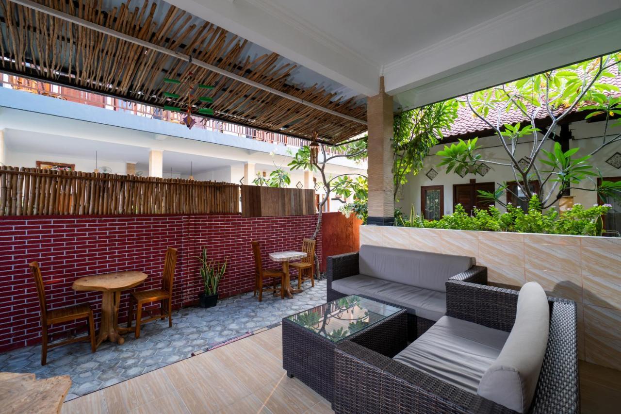 Krisna Home Stay Nusa Lembongan Kültér fotó