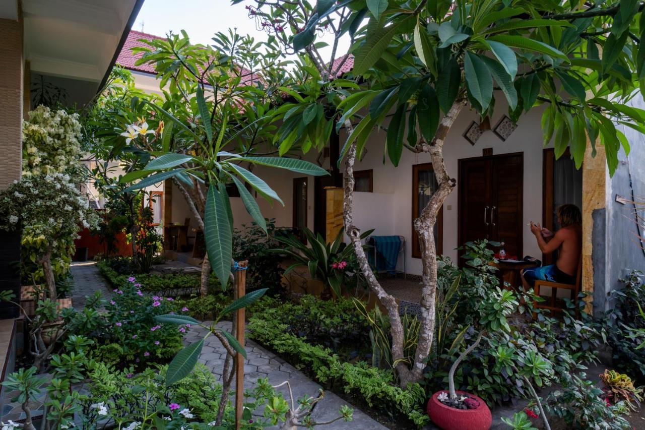 Krisna Home Stay Nusa Lembongan Kültér fotó