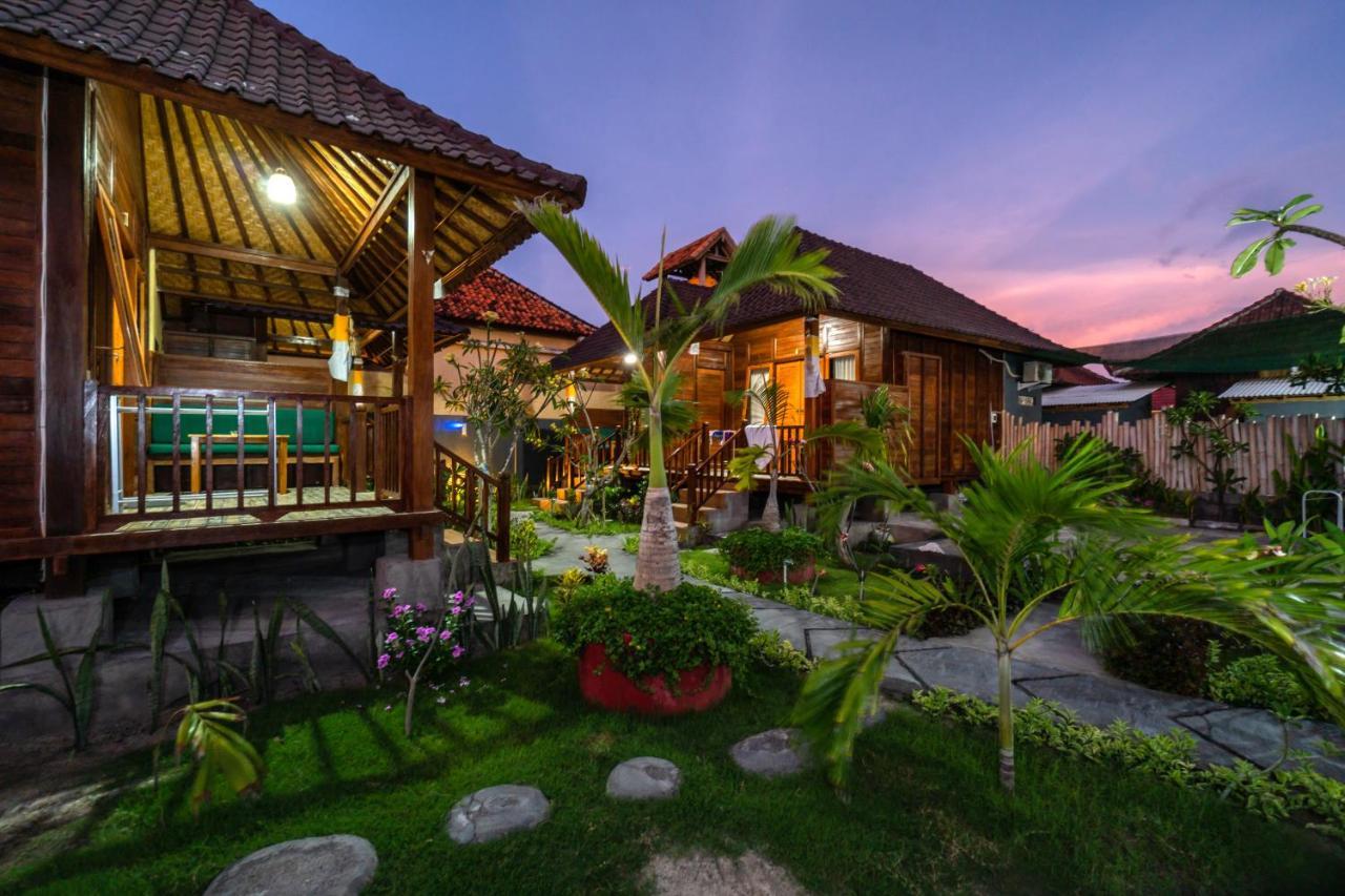 Krisna Home Stay Nusa Lembongan Kültér fotó